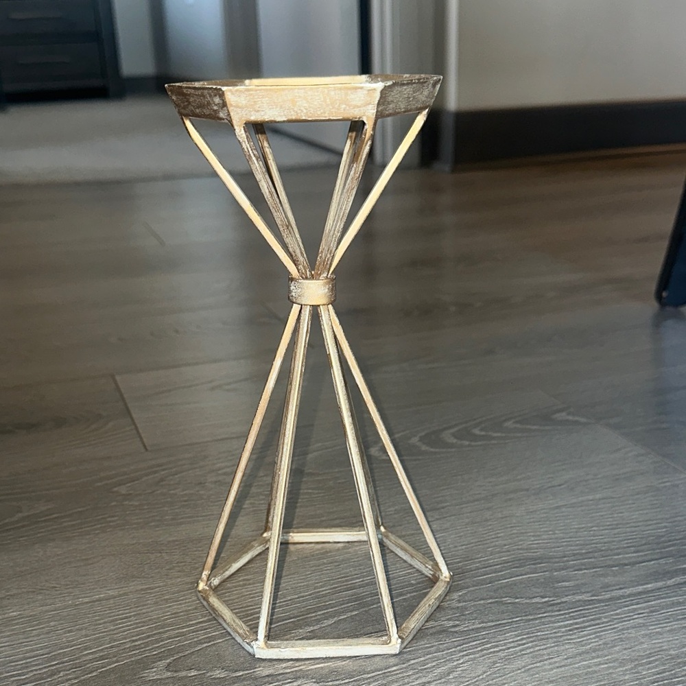 Candle holder. Perfect condition. Gold rustic.